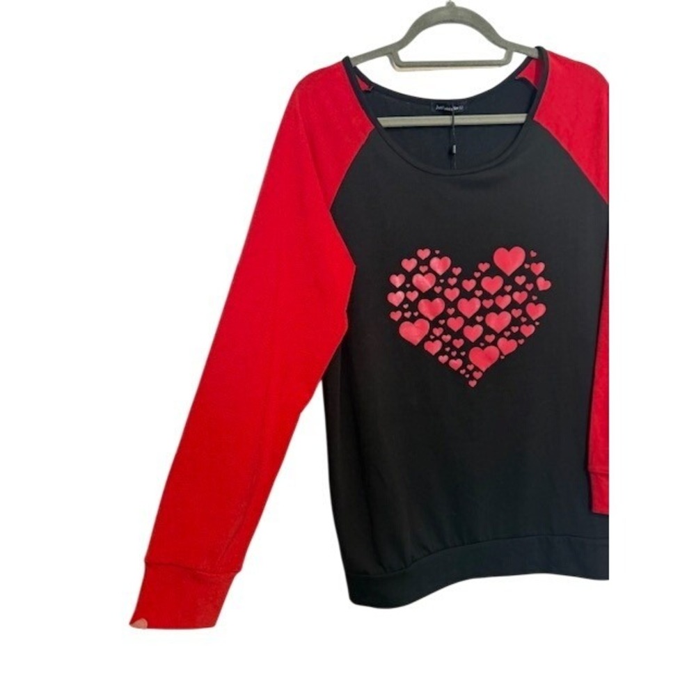 NWT-JustFashionNow Women's Heart Graphic Raglan Long Sleeve Top Black Red Size L - Picture 2 of 6
